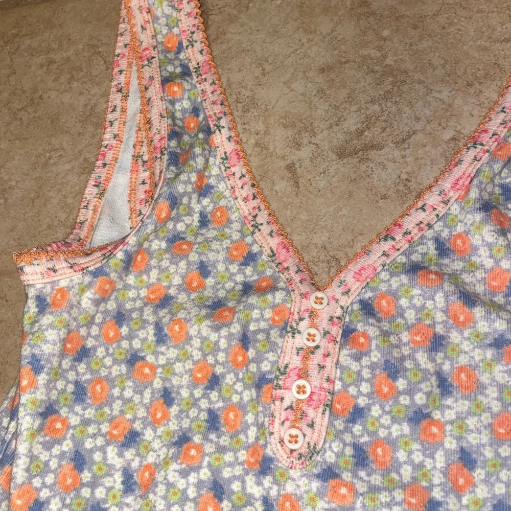 Out from Under Floral Print Bodysuit - Picture 4 of 6